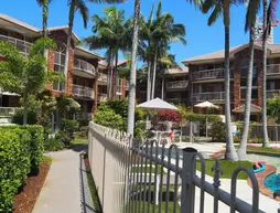 Oceanside Cove Holiday Apartments