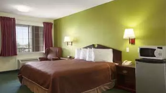 Howard Johnson Express Inn Grand Prairie | Teksas - Dallas (ve civarı) - Grand Prairie