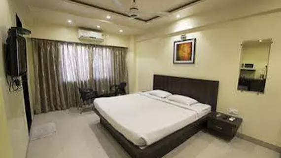 Hotel Suresh Inn | Maharaştra - Pune Bölgesi - Pune