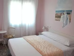 Hostal Isabel II | Katalonya - Girona İli - Alt Empordà - Figueres