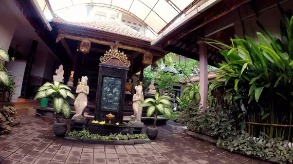 Pondok DenAyu Homestay | Bali - Kuta - Kartika Plaza