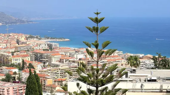 La Tournerie | Provence - Alpes - Cote d'Azur - Monaco (ve civarı) - Menton