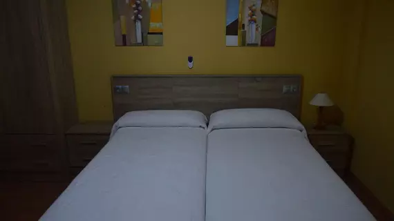 Hostal Solymar | Galicia - La Coruna (vilayet) - Muros