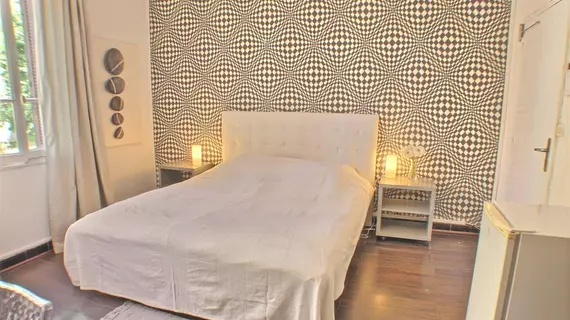 Hotel Saint-Charles | Provence - Alpes - Cote d'Azur - Var - Cannes (ve civarı) - Antibes - Juan-les-Pins