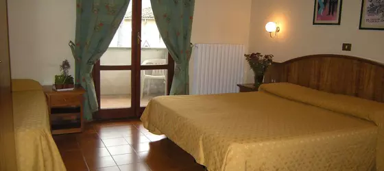 Hotel Boni Cerri | Umbria - Perugia (vilayet) - Spoleto