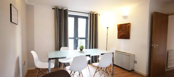 City Stay Aparts - Liverpool Street Apartment | Londra (ve civarı) - London City Center - City of London