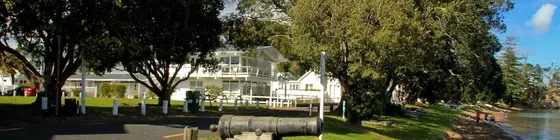 Hananui Lodge and Apartments | Northland - Far North District - Russell