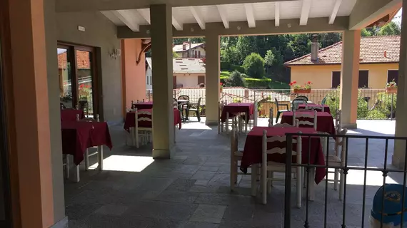 Albergo Breglia | Lombardy - Como (il) - Plesio