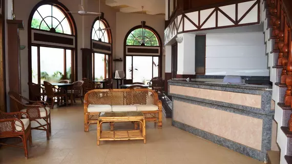 Sunset Beach Resort | Goa - Kuzey Goa - Candolim