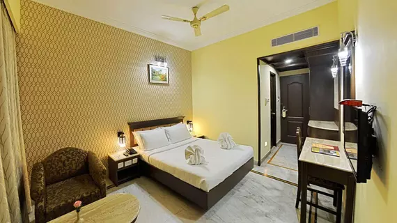 Raj Palace | Tamil Nadu - Tiruvallur - Chennai (ve civarı) - Chennai - T Nagar