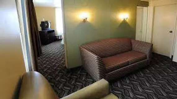 Retlaw Plaza Hotel | Wisconsin - Fond du Lac