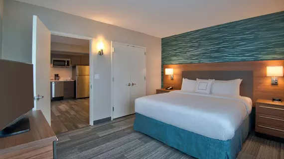 TownePlace Suites Miami Airport | Florida - Miami (ve civarı) - Miami