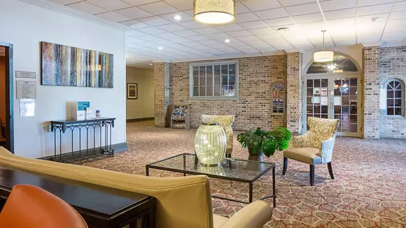 Rodeway Inn and Suites and Conference Center | Louisiana - Monroe (ve civarı) - Monroe