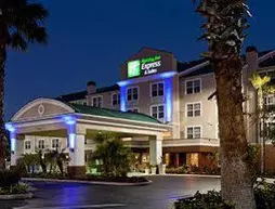 Holiday Inn Express & Suites Sarasota East | Florida - Sarasota (ve civarı) - Sarasota