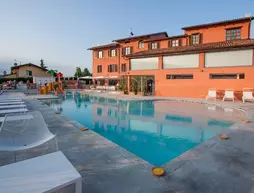 Albergo Ristorante Ai Tardi | Piedmont - Cuneo (il) - Diano d'Alba