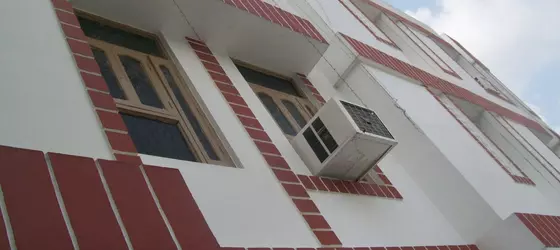 Hotel Viraat Inn | Bihar - Gaya (ve civarı) - Gaya