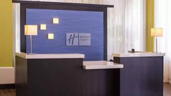 Holiday Inn Express and Suites New Orleans Airport | Louisiana - New Orleans (ve civarı) - Kenner - Kenner - Louis Armstrong Uluslararası Havalimanı