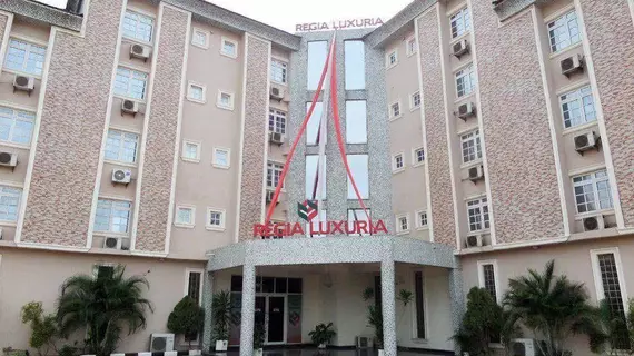 Regia Luxuria and Suites | Lagos (ve civarı) - Lagos