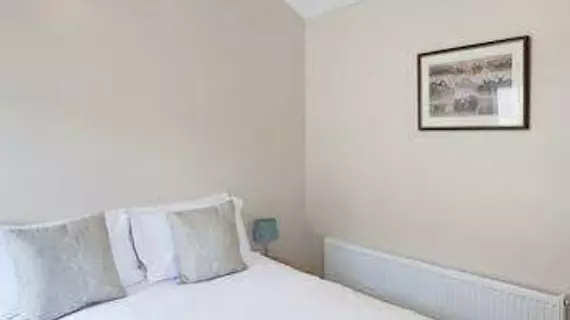 The Corner House Hotel | Somerset - Taunton