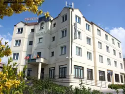 Hotel Theresia | Orta Bohemya (bölge) - Kolin