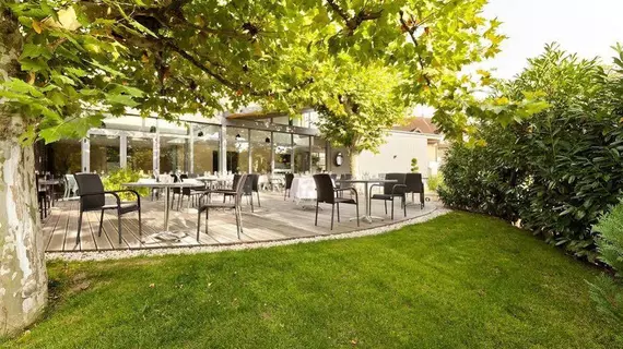 Hostellerie Saint Germain | Bourgogne-Franche-Comte - Jura (bölge) - Arlay - Saint-Germain-lès-Arlay