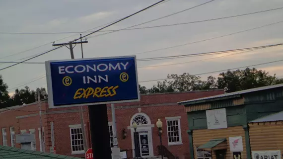 Economy Inn Express Warren | Arkansas - Monticello (ve civarı) - Warren