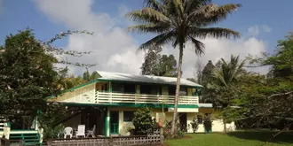 Hale Moana Bed & Breakfast