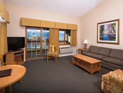 Lakeside Lodge and Suites | Washington - Wenatchee - Lake Chelan (ve civarı) - Chelan