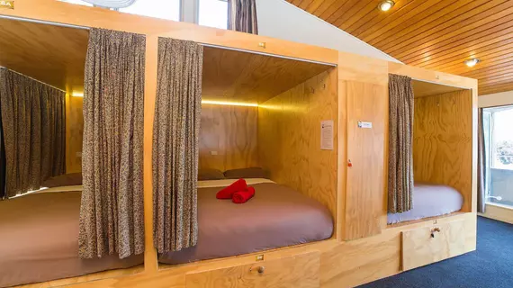 Sir Cedrics Tahuna Pod Hostel | Otago - Queenstown (ve civarı) - Queenstown