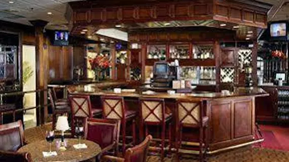 Molly Pitcher Inn | New Jersey - Manalapan Township - Red Bank - Tinton Falls (ve civarı) - Red Bank