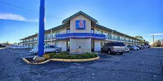 Motel 6 Detroit Northeast - Madison Heights