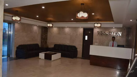 Hide Away Suites | Batı Delhi - Ulusal Eyalet Başkenti Delhi - Delhi (ve civarı) - Noida