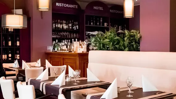 Hotel Taormina Brussels Airport | Brüksel (ve civarı) - Zaventem - Nossegem