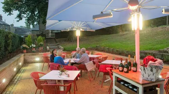 The Devonshire Arms at Beeley | Derbyshire (kontluk) - Derbyshire Dales District - Matlock