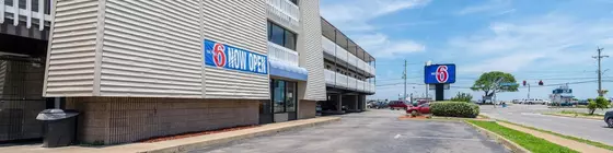 Motel 6 Norfolk Oceanview | Virginia - Norfolk - Virginia Beach (ve civarı) - Norfolk