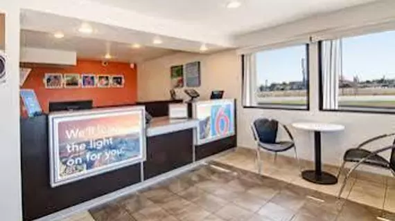 Motel 6 Dallas - Euless | Teksas - Dallas (ve civarı) - Euless