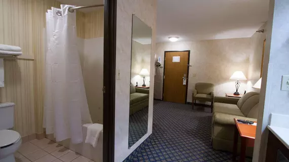 HOLIDAY INN EXPRESS MILES CITY | Montana - Miles City