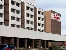 Ramada Plaza Hotel Hagerstown | Maryland - Hagerstown (ve civarı) - Hagerstown