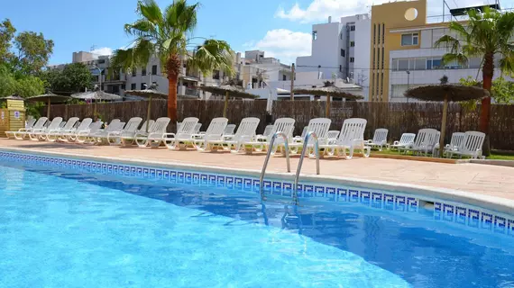 Apartamentos Central City | Balearic Adaları - İbiza Adası - Sant Antoni de Portmany - West End