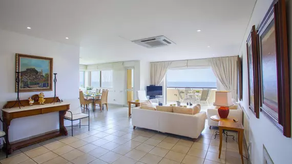 Alia Sirina Seafront Suite | Kıbrıs - Mağusa