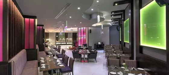 Raintree Rolla Hotel | Dubai - Dubai