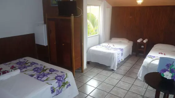 Vale Verde Praia Hotel | Northeast Region - Bahia (eyaleti) - Porto Seguro (ve civarı) - Porto Seguro - Taperapua Plajı