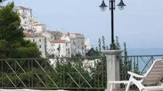 Hotel Piccolo Paradiso | Puglia - Foggia (il) - Rodi Garganico