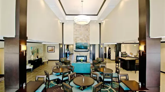 Staybridge Suites Cathedral City | Kaliforniya - Imperial County - Palm Springs (ve civarı) - Cathedral City