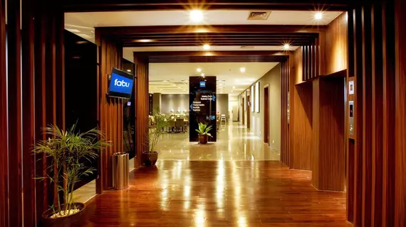 Fabu Hotel Bandung | West Java - Bandung (ve civarı) - Bandung