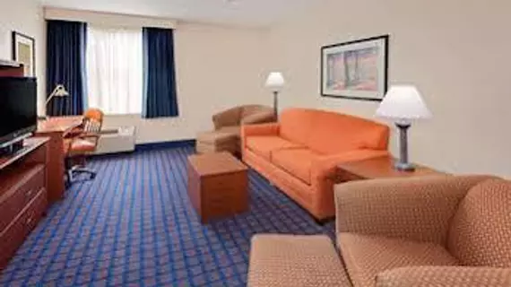 BAYMONT INN & SUITES GRAND RAP | Michigan - Grand Rapids (ve civarı) - Byron Center