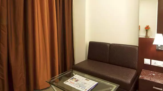 Hotel Golden Grand | Batı Delhi - Ulusal Eyalet Başkenti Delhi - Delhi (ve civarı) - Yeni Delhi