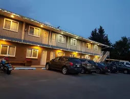 Foothills Motel | Alberta - Waterton Parkı (ve civarı) - Pincher Creek