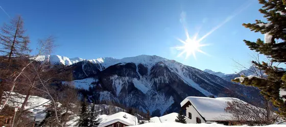 Apart- und Kinderhotel Muchetta | Maloja District - Graubuenden - Wiesen