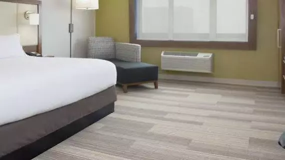 Holiday Inn Express and Suites Tulsa South Woodland Hills | Oklahoma - Tulsa (ve civarı) - Tulsa - South Tulsa